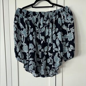 Splendid Navy Blue Floral Blouse